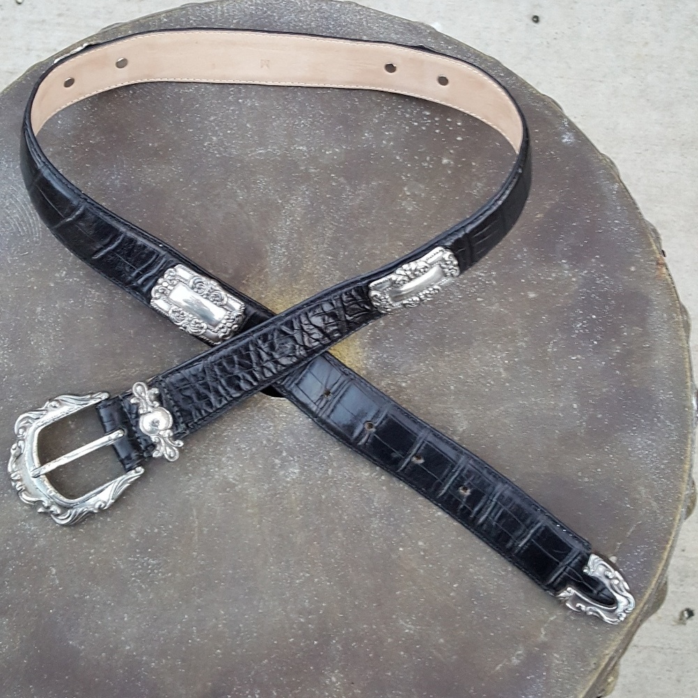 Black leather belt with silver accent  size M